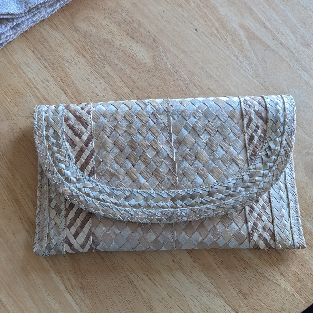 Elegant Woven Clutch in Cream and Tan